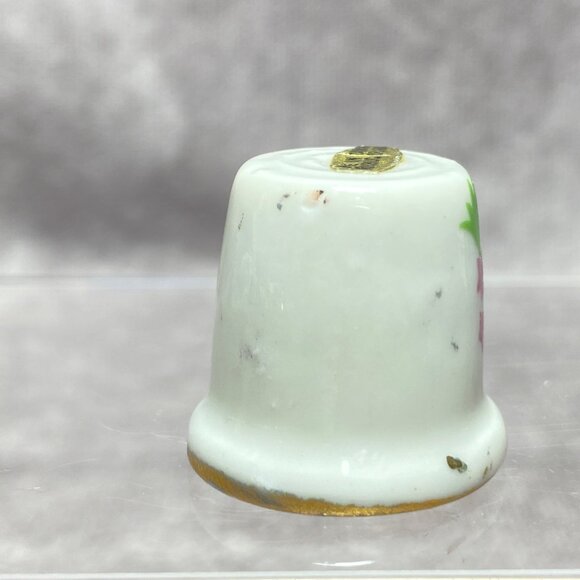 Porcelain Cardinal Bird Thimble With Floral Design Sewing Collectible - Picture 6 of 9